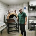 Restaurant pizza